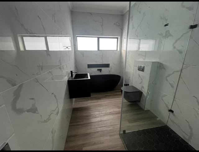 3 BEDROOM HOUSE FOR SALE IN SANDOWN